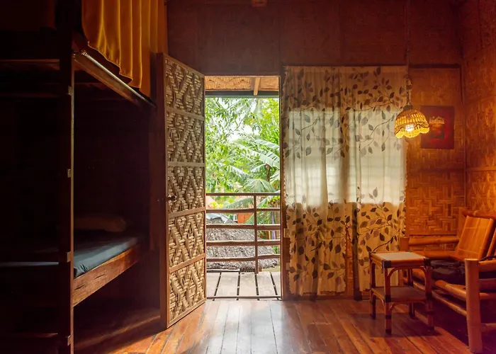 Panglao Chocolate Hills Hostel