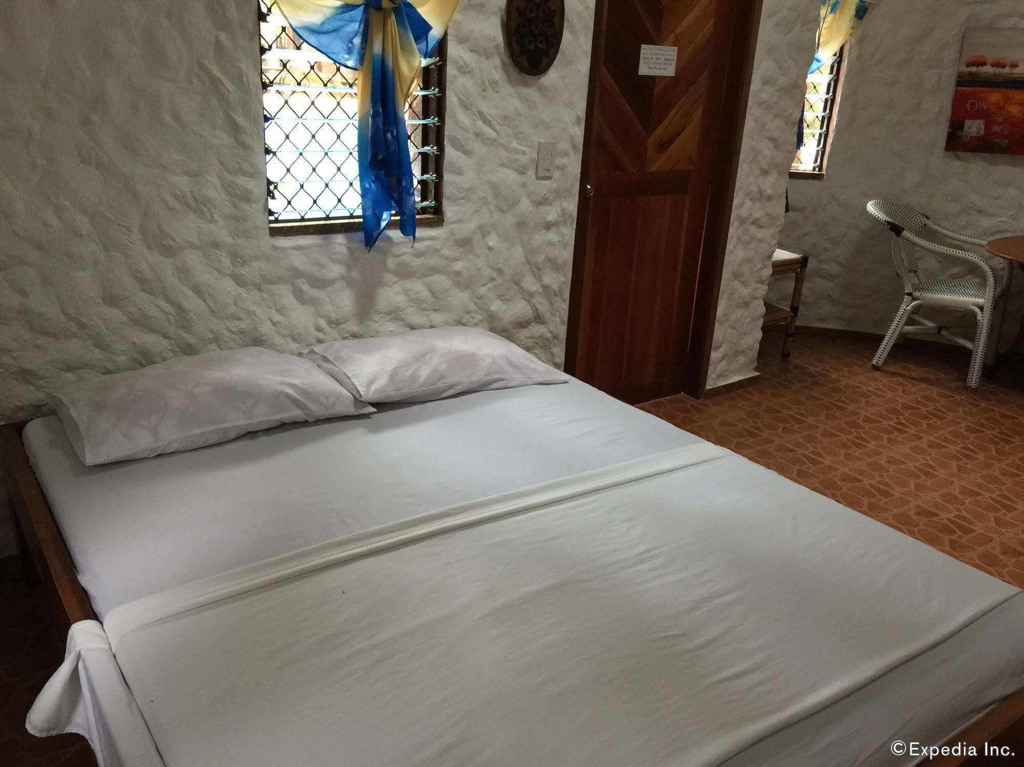 Chocolate Hills Resort Panglao