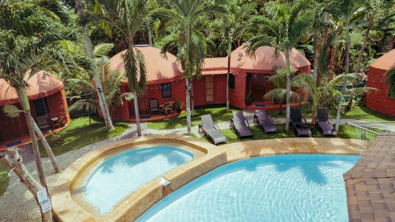 Chocolate Hills Resort 3*