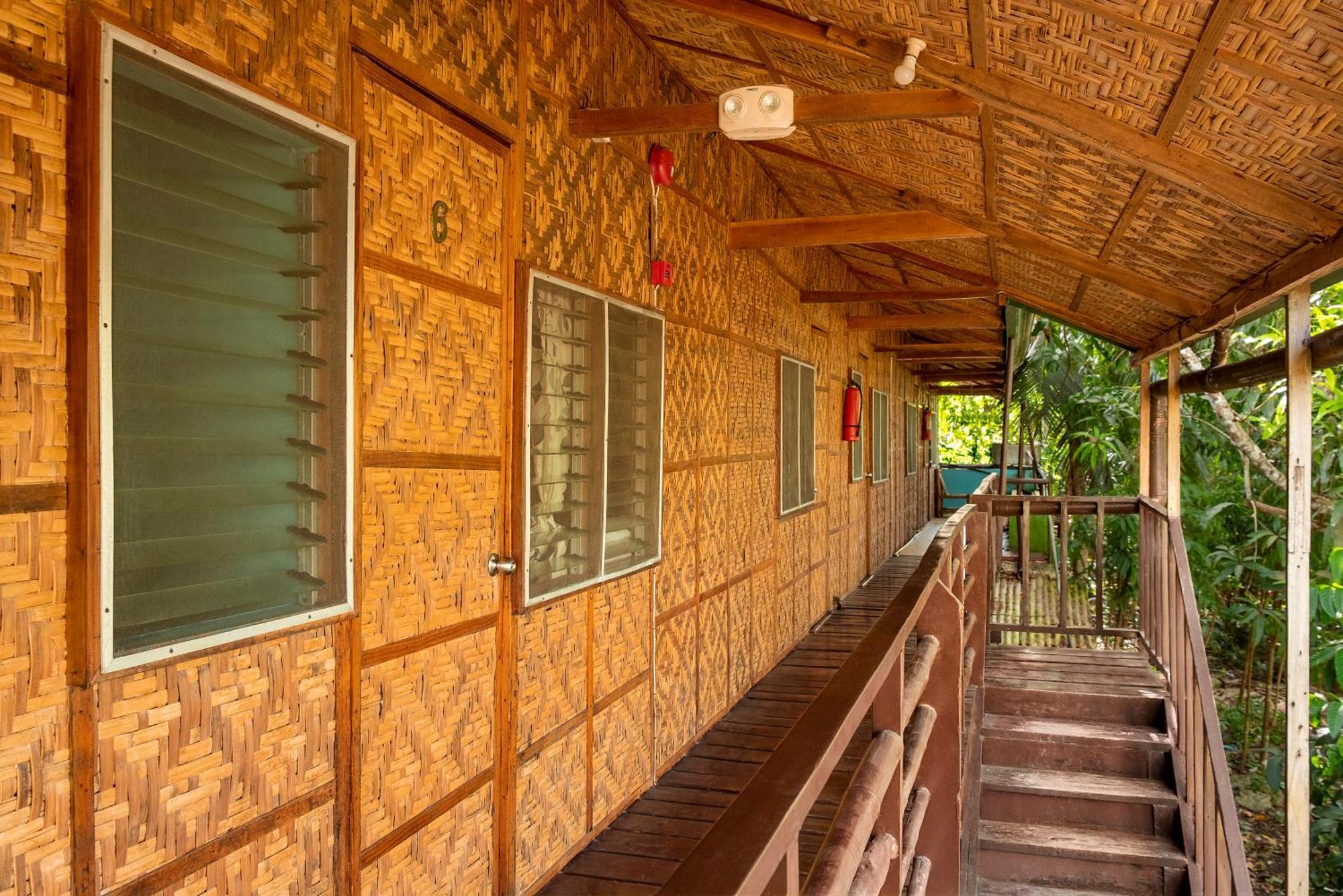 Chocolate Hills Resort 3*
