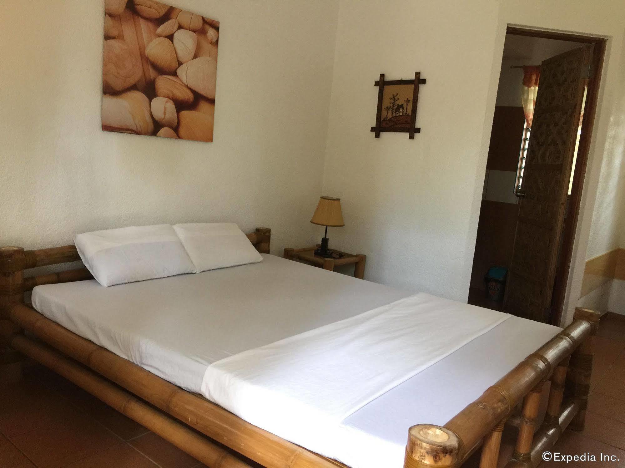 Chocolate Hills Resort Panglao